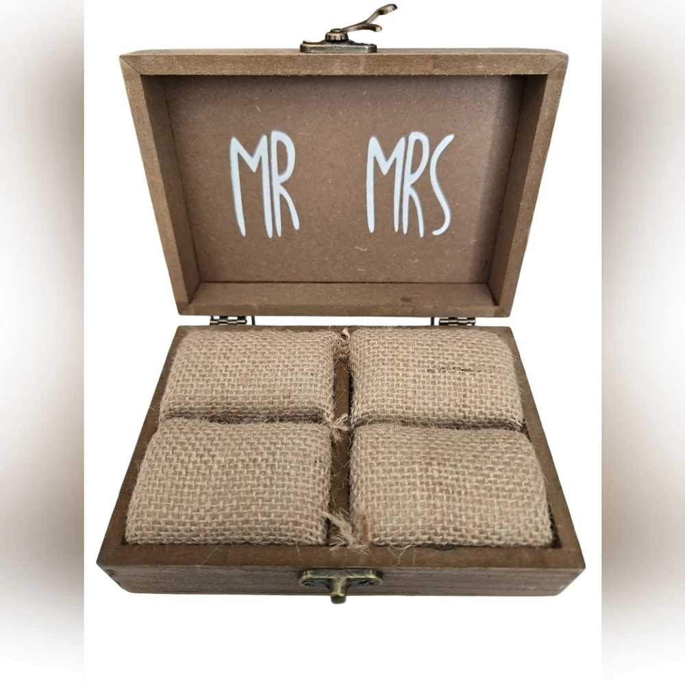 Wooden Mr & Mrs Ring Box